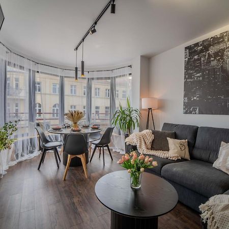 New Large Modern Apartment - City Center - 60M2 - Lift - Parking Wroclaw Bagian luar foto